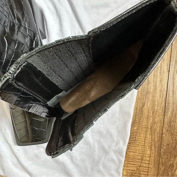 Schutz Black size 8 Leather Boots Heiress Croc Embossed Block Heel - Picture 6 of 8